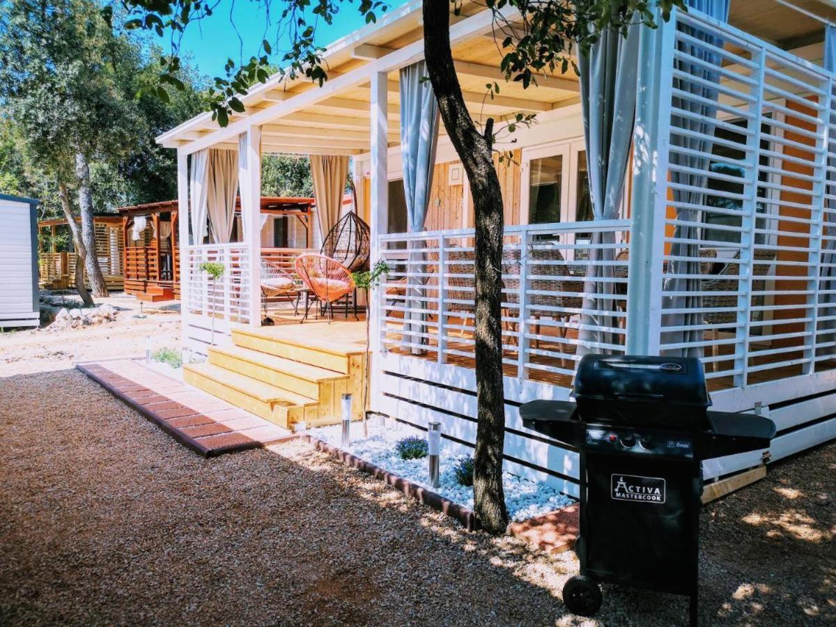 J & R Mobile Homes Biograd Na Moru Esterno foto
