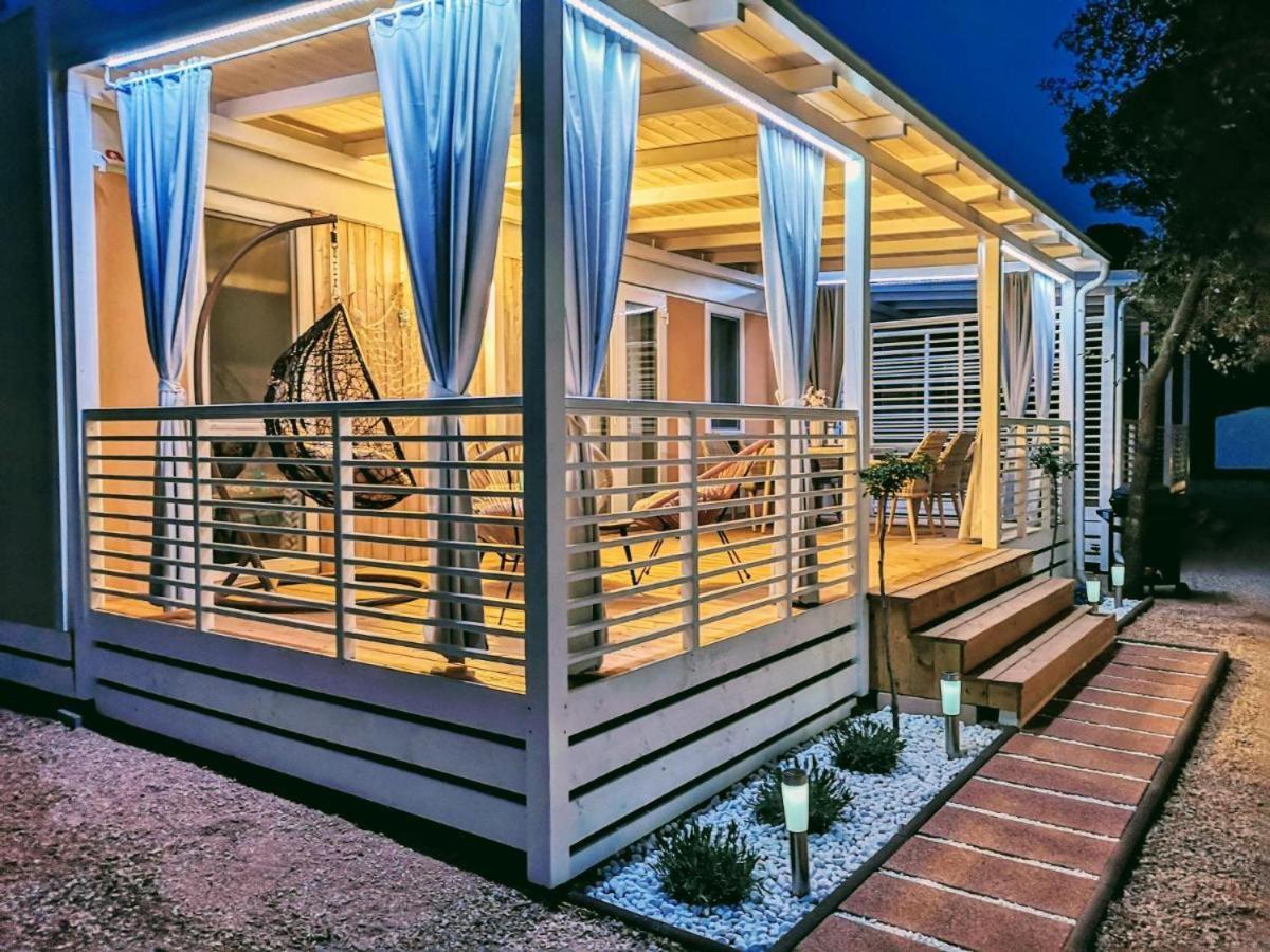 J & R Mobile Homes Biograd Na Moru Esterno foto