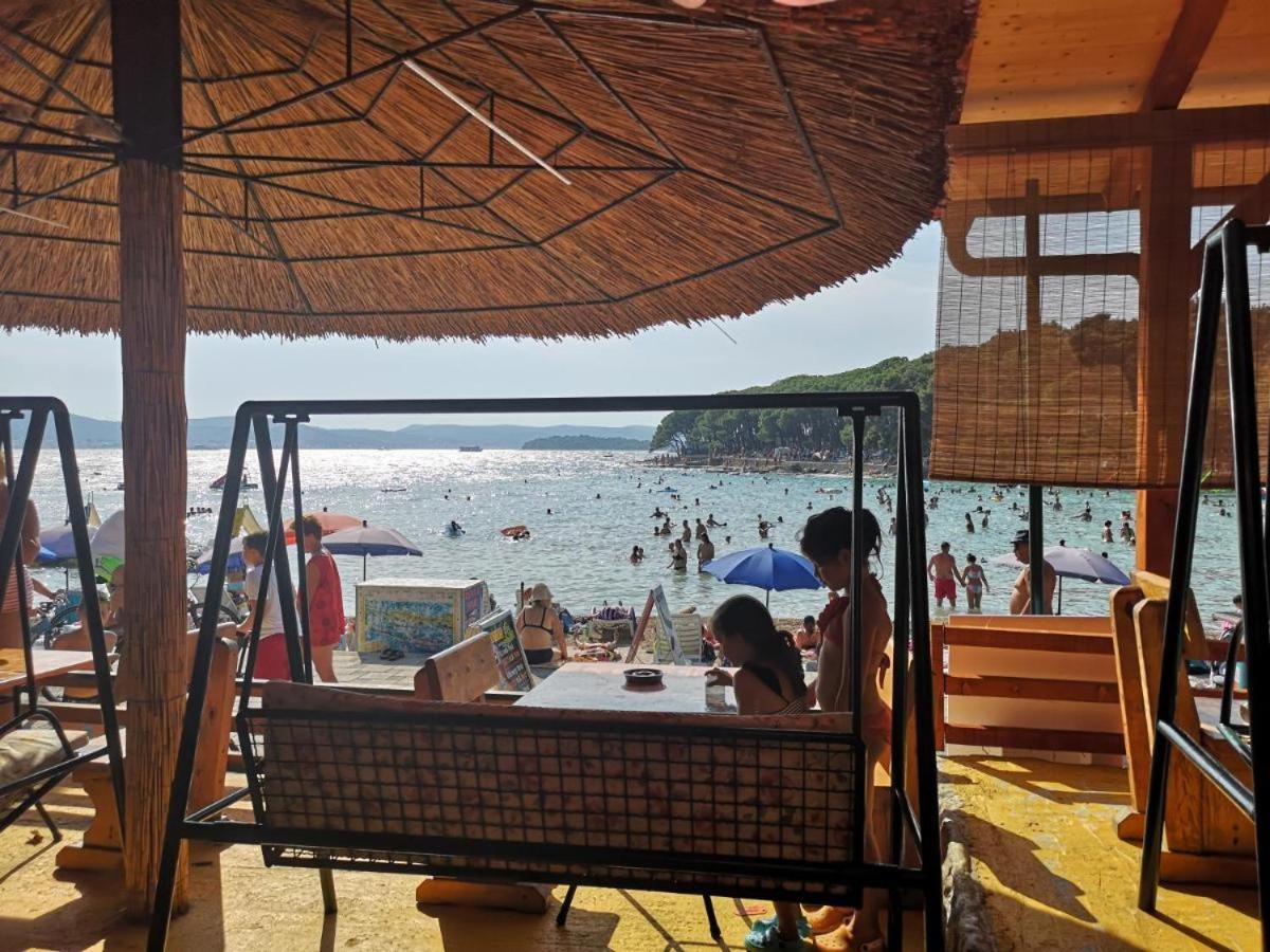 J & R Mobile Homes Biograd Na Moru Esterno foto